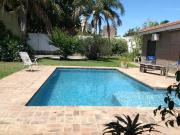 CASA EN CERRO CHICO TERRENO 750MTS PISCINA Y GARAJE TRIPLE