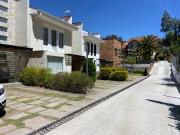 Casa en Challuabamba, con bbq. Urbanización