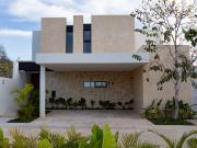 CASA EN CHOLUL, ENTREGA INMEDIATA, EN PRIVADA PLENUM...
