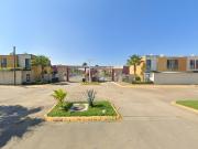 CASA EN CIRCUITO INTERIOR LIRIOS, SANTA FE, VILLA SAN...