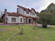 Casa en City Bell de 5 dormitorios