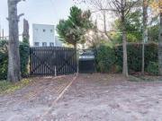 Casa en City Bell quincho pileta