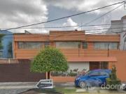 Casa en Ciudad Satélite en remate para invertir