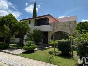CASA EN CLUB DE GOLF TEQUISQUIAPAN