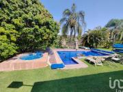 Casa en Cocoyoc con terreno amplio y entorno tranquilo