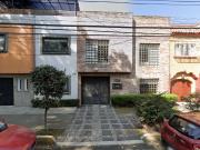 Casa en Col. Del Valle Norte Benito Juárez CDMX....