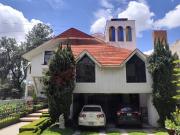 Casa en Colonia Periodistas, 5 habitaciones 5 baños...
