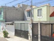 CASA EN COLONIA PUERTA DEL SOL II, SANTIAGO DE...
