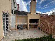 Casa en complejo cerrado huiliches