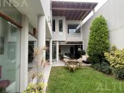 Casa en Condominio en Calle Orion con Jardín