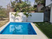 Casa en condominio con alberca