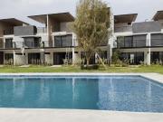 CASA EN CONDOMINIO CON ALBERCA, JARDÍN Y VIGILANCIA 24/7.!