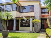 Casa en Condominio con Alberca y Jardín en Acapantzingo