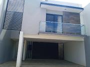 Casa en Condominio con Amenidades en Venta en Irapuato,...