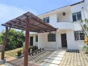 Casa en condominio con Laguna Privada