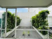 Casa en condominio con roof garden y 3 estacionamientos...