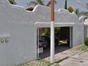 Casa en condominio con salida a la Celaya Dolores, a la...