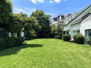 Casa en condominio de 320 m2 con gran jardín común en...