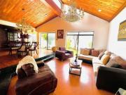 Casa en Condominio en Colinas del Bosque