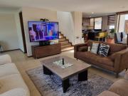 Casa en condominio en Fracc. Lomas Virreyes, Calimaya...