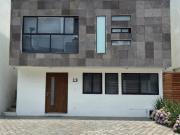 Casa en condominio en FRACC. MAPLES, A UNA CALLE DE...