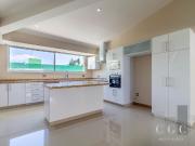CASA EN CONDOMINIO EN FUENTES DEL PEDREGAL CON ALBERCA Y...
