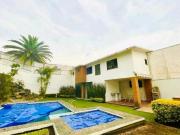 Casa en condominio en Lomas de Cortes