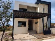 Casa en condominio en mayorazgo queretaro