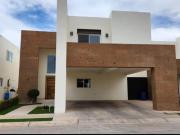 Casa en condominio en REMATE BANCARIO