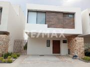 CASA EN CONDOMINIO EN RENTA 3