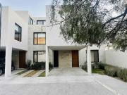 Casa en condominio en renta atr?s de Antea