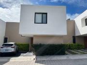 Casa en condominio en renta en Cumbres del Lago