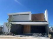 Casa en condominio en RENTA en la VISTA RESIDENCIAL,...