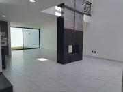 Casa en condominio en San Salvador Tizatlalli