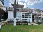 Casa en condominio en venta acceso controlado en Lomas...