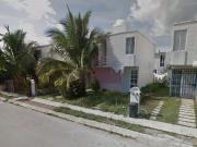 CASA DE DOS NIVELES EN VENTA EN PLAYA DEL CARMEN