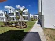 Casa en condominio en venta con Alberca, en Emiliano...