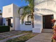 Casa en condominio en venta en Claustros del Campestre,...