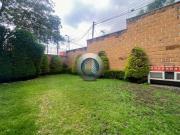 Casa en condominio en venta en Cuajimalpa con jardín privado