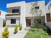 Casa en condominio en venta en Cumbres del Cimatario