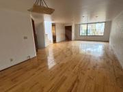 Casa en condominio en venta en Hacienda de las Palmas