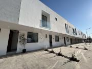 Casa en condominio en venta en Hogares Del Batan