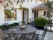 Casa en condominio en venta en Julián Adame 114