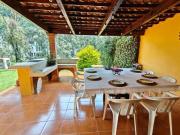 CASA EN CONDOMINIO EN VENTA EN LA HERRADURA CON JARDÍN Y...