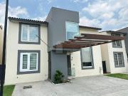 Casa de 3 recámaras, en venta en la Col. La Providencia,...