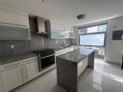 Casa en condominio en venta en la San José Insurgentes