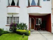 Casa en condominio en venta en Lomas de Atzingo en...