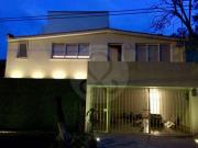 Casa en condominio en venta en Lomas de las Aguilas