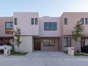 Casa en condominio en venta en Querétaro, Virrey de Cataluña