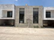 Casa en condominio en venta en San Miguel Zacango,...